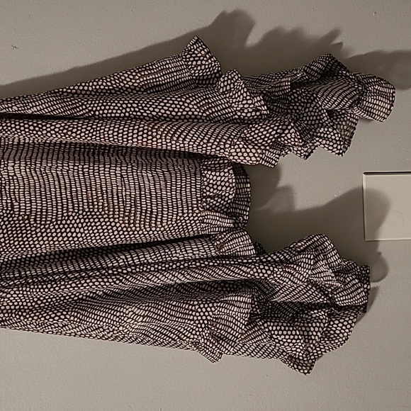 Women's Small Brown White Ruffle Trim Sleeveless Top Beaded Straps Flowy Casual - Picture 7 of 12